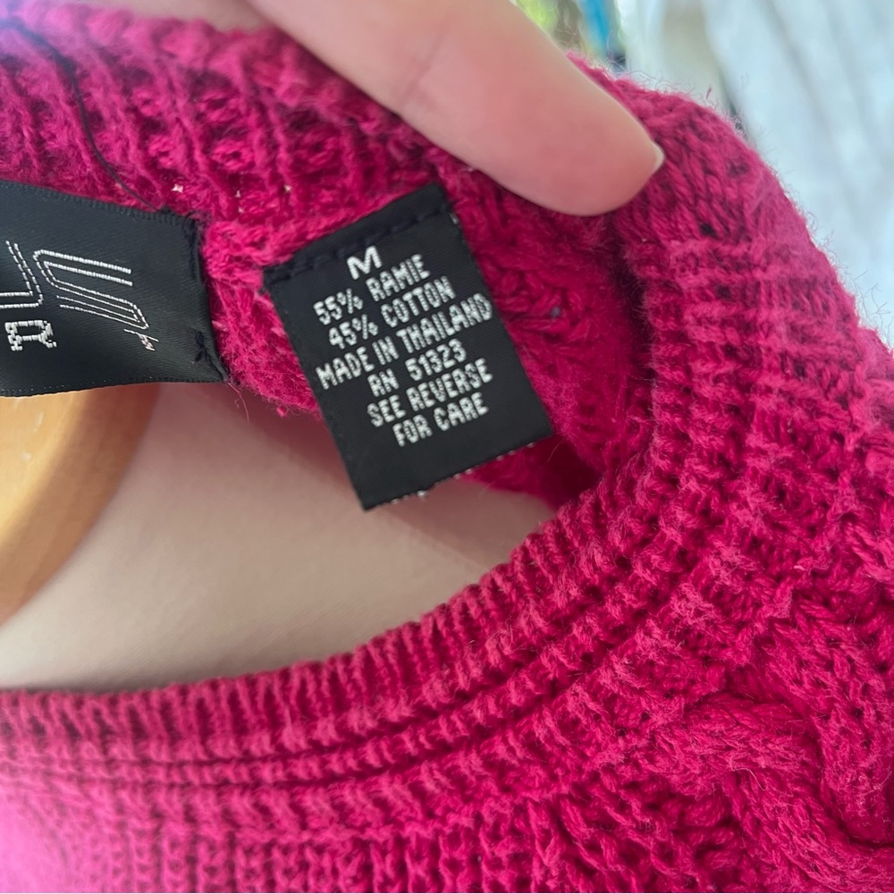 Vintage Women's Crew Neck Sweater - Pink - Picture 10 of 11